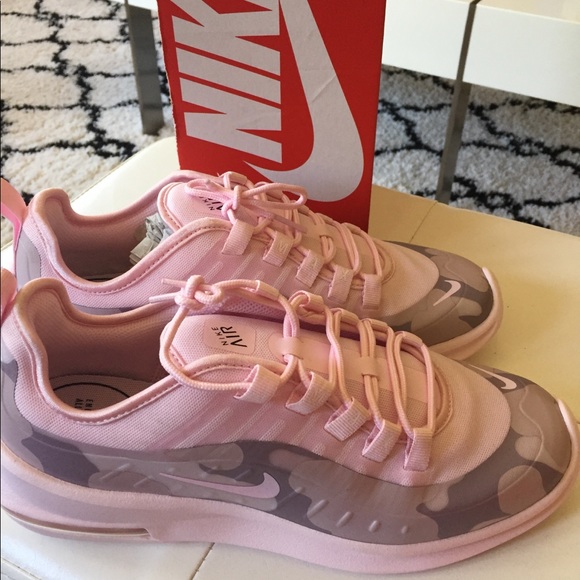 air max pink camo